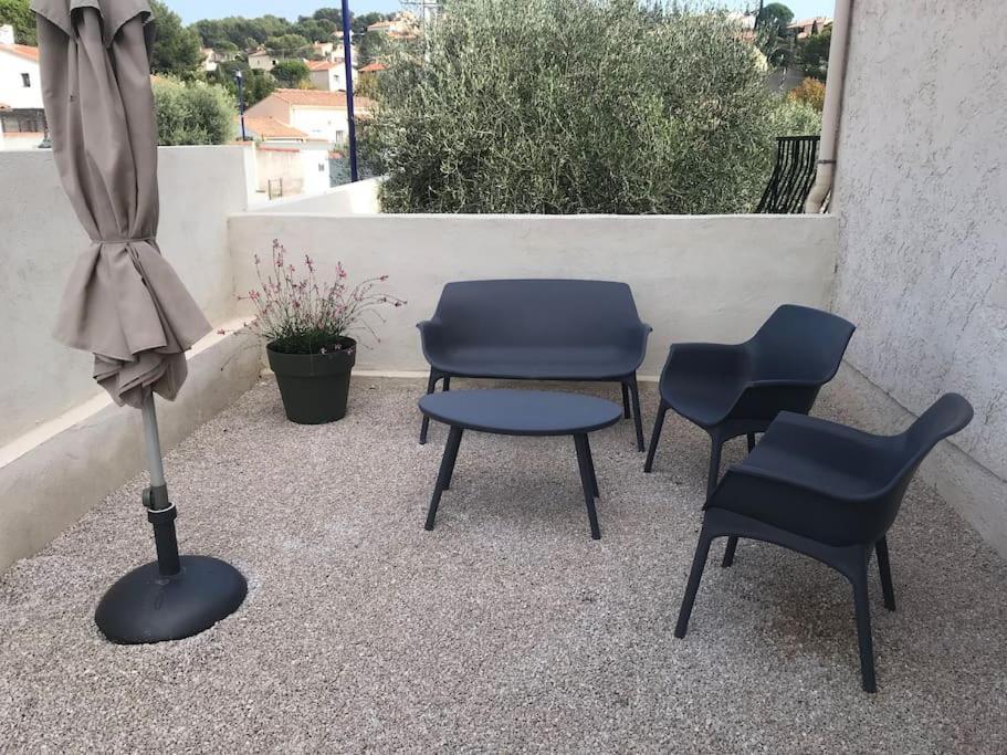 Haut De Maison Entierement Renove Avec Garage Carnoux-en-Provence Luaran gambar